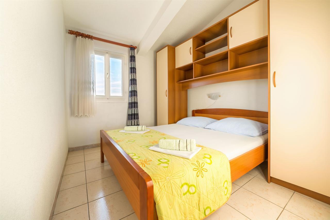 Apartments Zanze Vodice Buitenkant foto